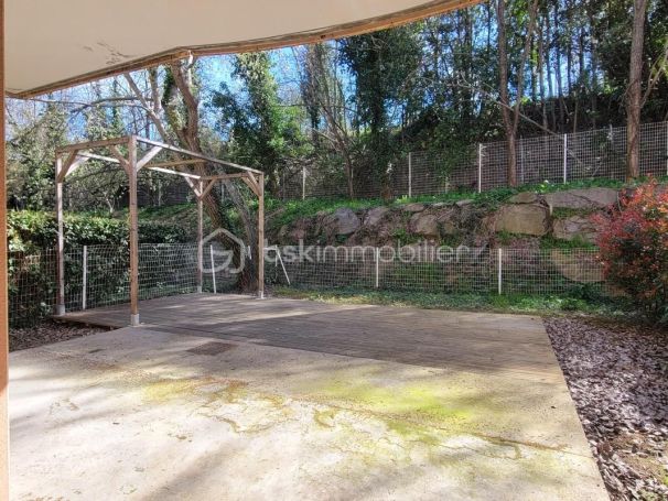 A louer APPARTEMENT T3 54 M2 TERRASSE  BEZIERS