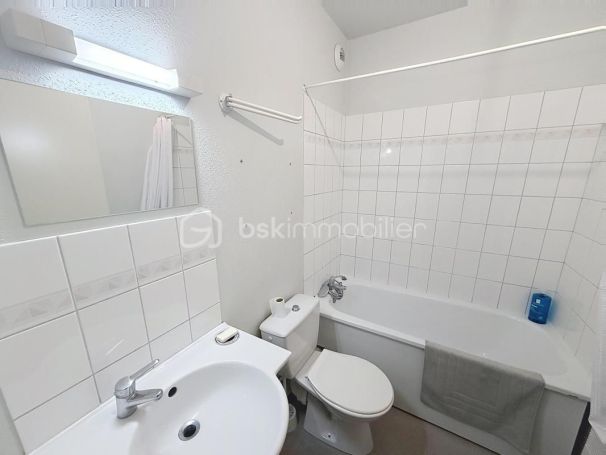 A louer STUDIO  21 M2  CAEN