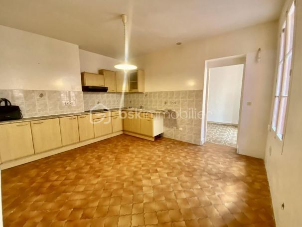 A louer APPARTEMENT DE PRESTIGE T3 62 M2 TERRASSE BORD DE MER CANNES