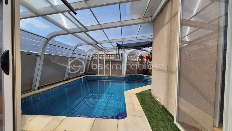 A vendre MAISON  5 PIECES 118 M2 PIEDS DANS L'EAU CANET EN ROUSSILLON