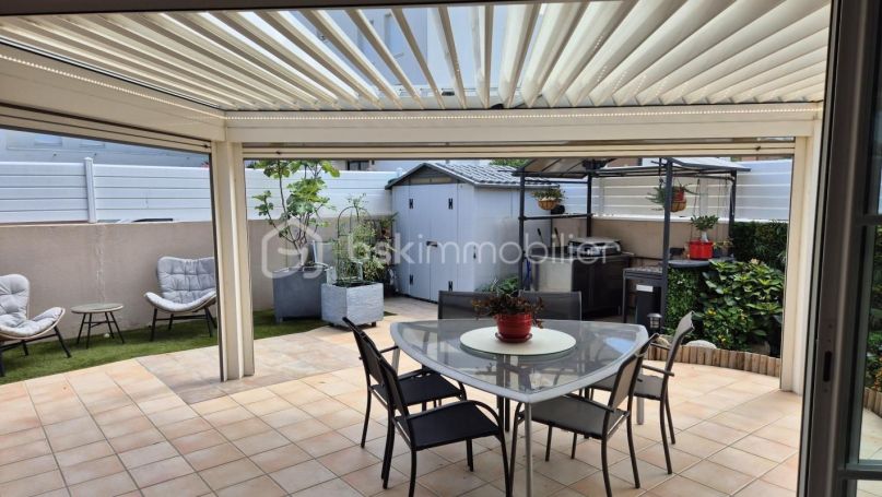 A vendre MAISON  5 PIECES 118 M2 PIEDS DANS L'EAU CANET EN ROUSSILLON