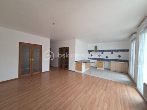 A louer APPARTEMENT T3 65 M2 BORD DE MER SETE