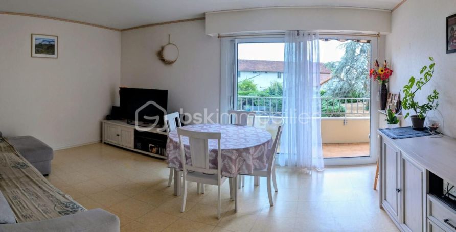 A louer APPARTEMENT T4 85 M2  PAU