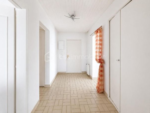 A louer APPARTEMENT T5 100 M2  SAINT HERBLAIN