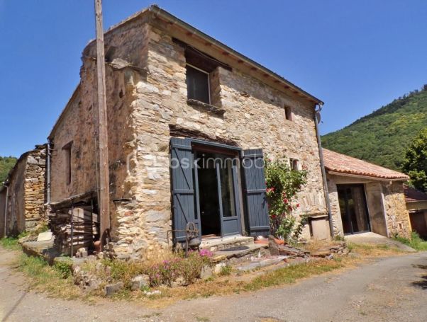 A louer MAISON  DE MAîTRE  RIOLS