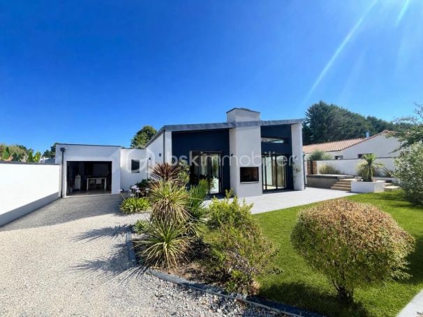 A louer MAISON  D'ARCHITECTE  SAINT AIGNAN GRANDLIEU