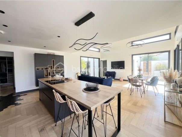 A louer MAISON  D'ARCHITECTE  SAINT AIGNAN GRANDLIEU