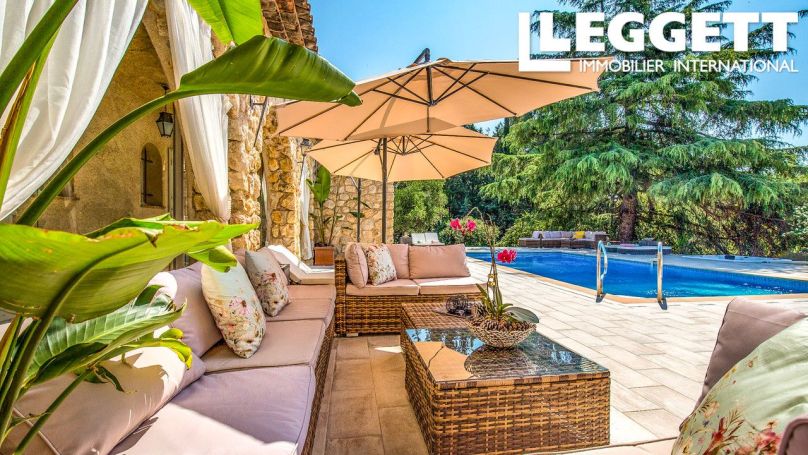 A louer MAISON  9 PIECES 345 M2  PEYMEINADE