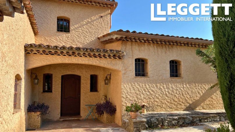 A louer MAISON  6 PIECES 188 M2  PEYMEINADE