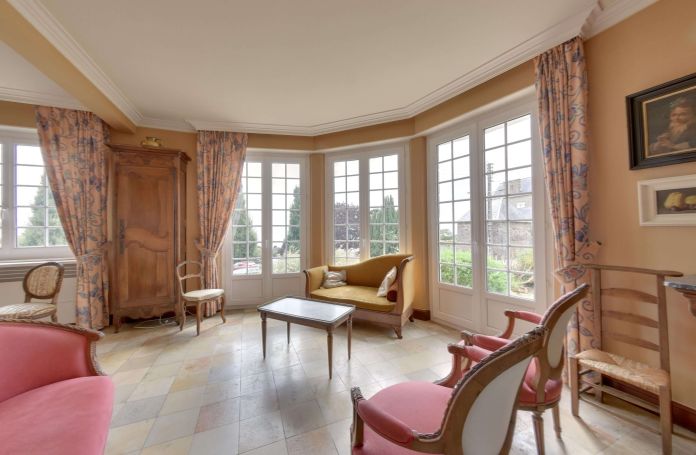 A vendre Maison familiale 8 PIECES 160 M² vue mer centre ville Cancale