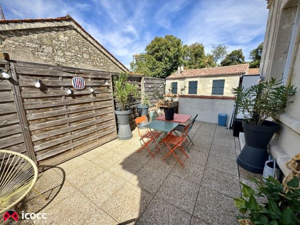 A louer APPARTEMENT DUPLEX NEUF T6 109 M2 TERRASSE LUCON