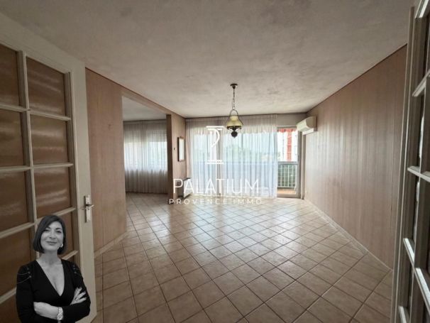 A louer APPARTEMENT T4 81 M2  SALON DE PROVENCE