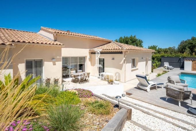 A louer MAISON CONTEMPORAINE PEYROLLES EN PROVENCE