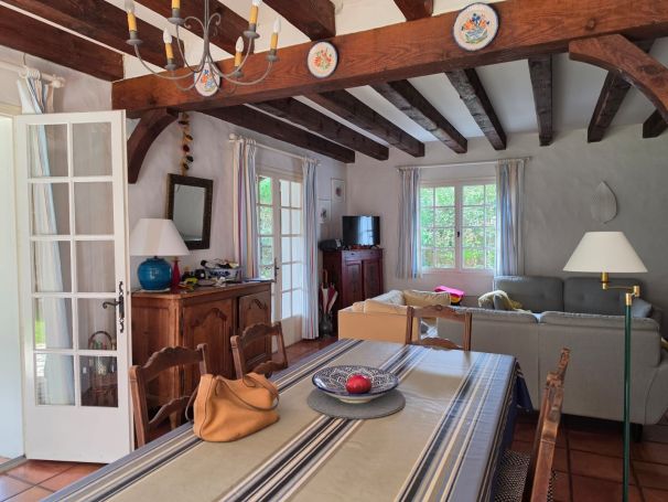 A vendre MAISON  5 PIECES 120 M2 BORD DE MER SEIGNOSSE lac, plages