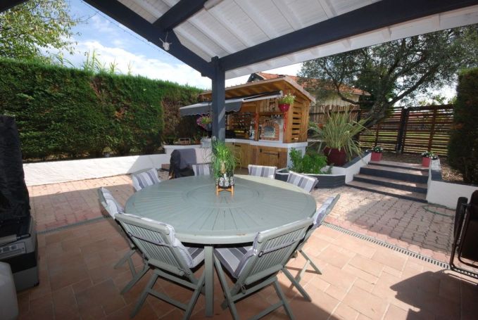 A vendre MAISON  5 PIECES 169 M2  BEGAAR