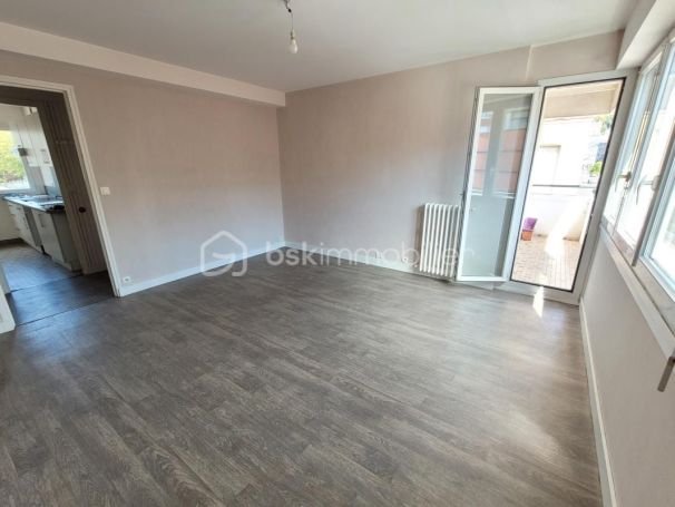 A louer APPARTEMENT T3 59 M2 BORD DE MER LE HAVRE