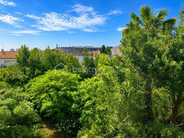 A louer APPARTEMENT T3 72 M2 BORD DE MER LES SABLES D OLONNE