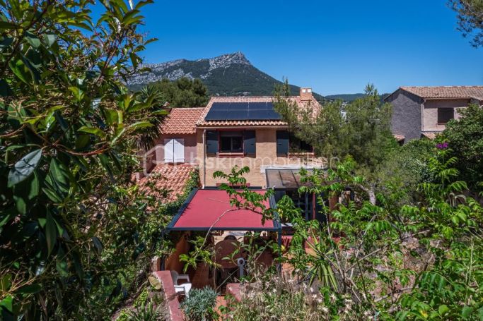 A louer MAISON  5 PIECES 115 M2  LA VALETTE DU VAR