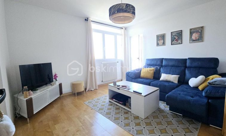 A louer APPARTEMENT T3 72 M2  PAU