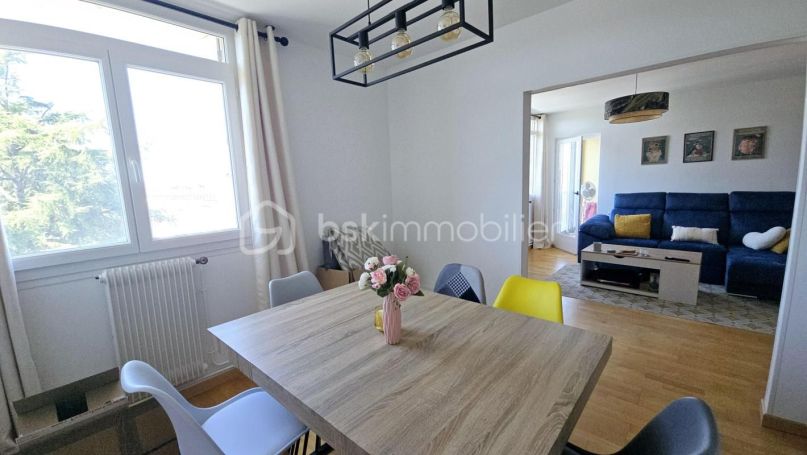 A louer APPARTEMENT T3 72 M2  PAU