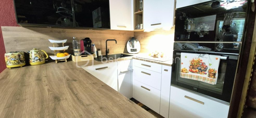 A louer APPARTEMENT T2 32 M2 TERRASSE BORD DE MER BORMES LES MIMOSAS