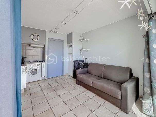 A louer STUDIO NEUF  18 M2 TERRASSE BORD DE MER LE GRAU DU ROI