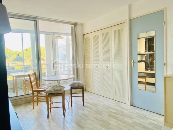 A louer STUDIO  21 M2 TERRASSE BORD DE MER LA GRANDE MOTTE