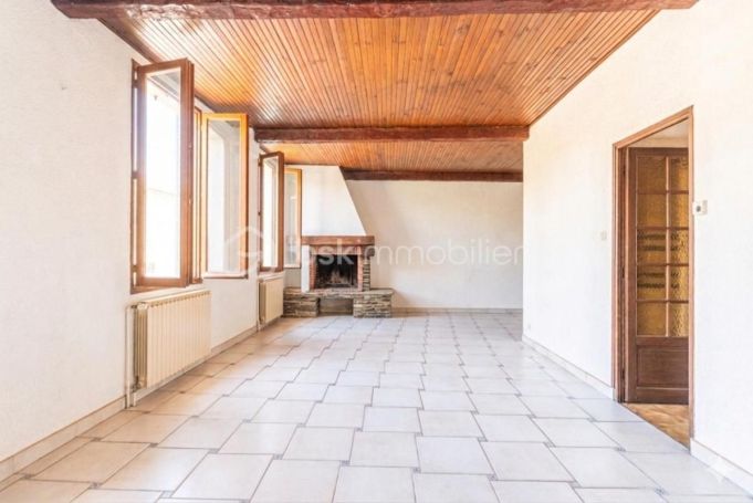 A louer APPARTEMENT T4 79 M2 TERRASSE BORD DE MER TOULON