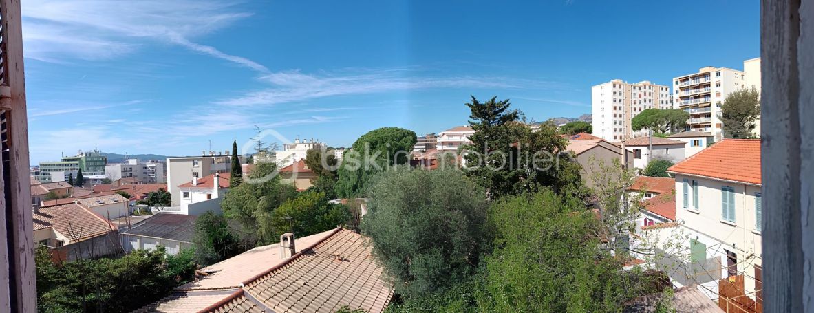 A louer APPARTEMENT T2 37 M2 BORD DE MER TOULON