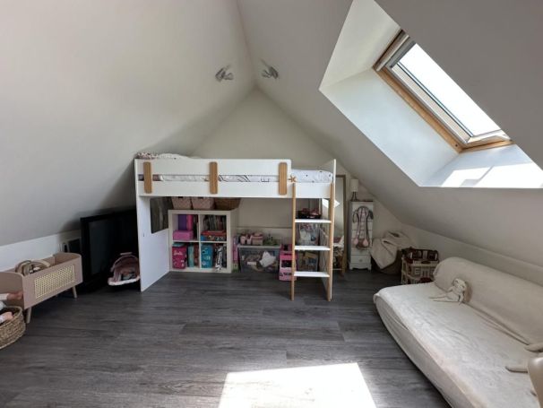 A vendre LONGèRE 5 PIECES 95 M2 SOMMERVIEU