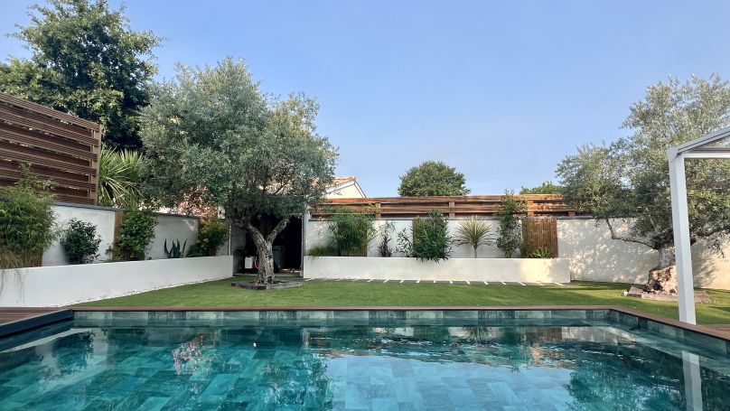 A vendre Villa T4 PPied piscine