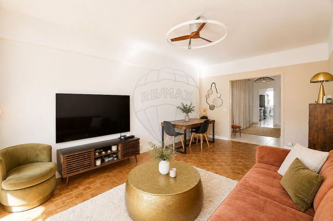 A louer APPARTEMENT T3 75 M2 TERRASSE BORD DE MER NICE