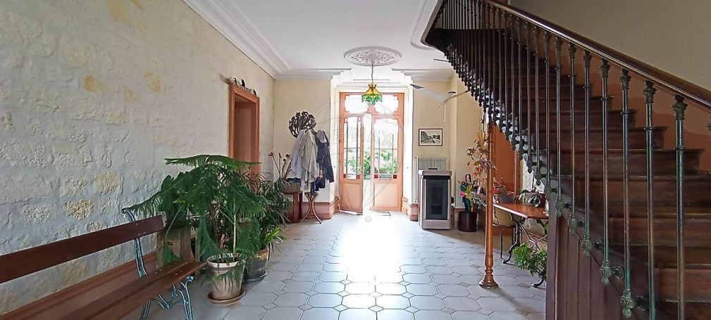A vendre MAISON  DE MAîTRE  TESSON