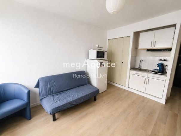 A louer STUDIO  21 M2 PLAGE à PIED LES SABLES D OLONNE