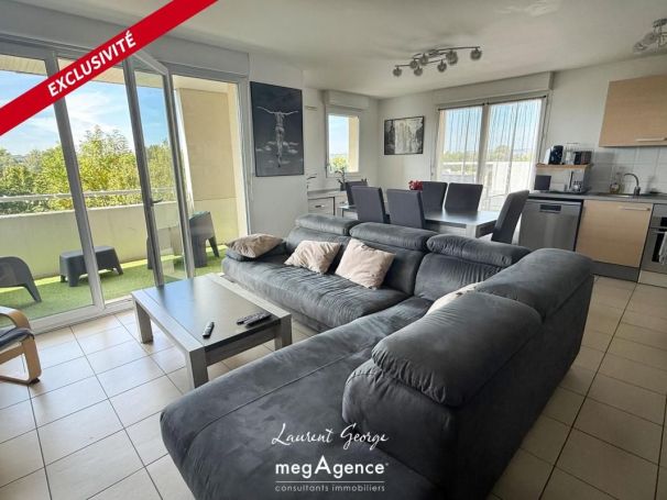 A louer APPARTEMENT T4 86 M2 TERRASSE  AMFREVILLE LA MI VOIE