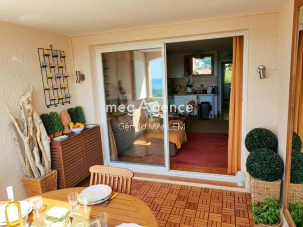 A louer APPARTEMENT T2 30 M2 TERRASSE VUE MER SAINTE MAXIME