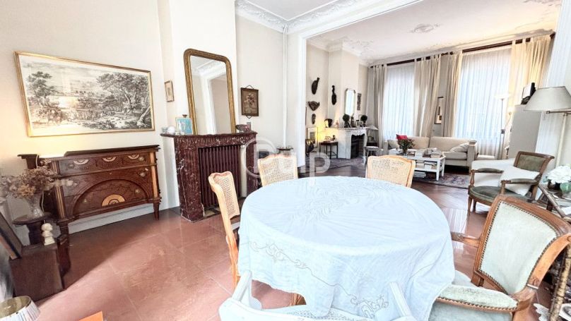 A louer MAISON  DE MAîTRE  AVION
