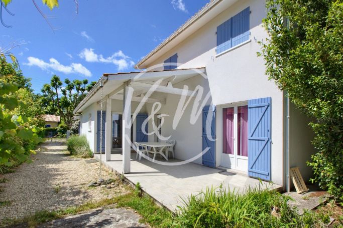 A vendre MAISON  4 PIECES 103 M2 BORD DE MER ANDERNOS LES BAINS