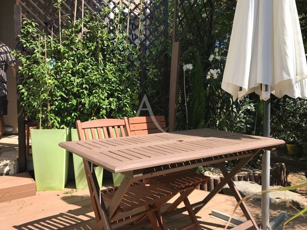 A louer APPARTEMENT T2 58 M2 TERRASSE BORD DE MER TALMONT SAINT HILAIRE