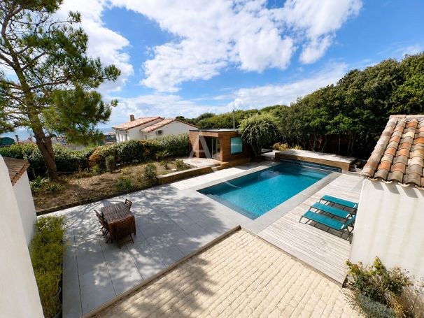 A louer MAISON  CONTEMPORAINE VUE MER TALMONT SAINT HILAIRE