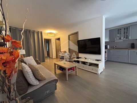 A louer APPARTEMENT T3 77 M2 BORD DE MER CAGNES SUR MER