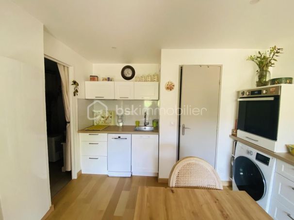 A louer APPARTEMENT NEUF T2 28 M2 TERRASSE  LE BEAUSSET