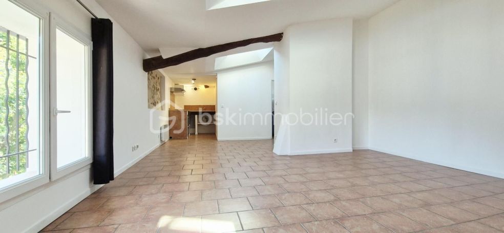 A louer APPARTEMENT T2 57 M2  SOLLIES PONT