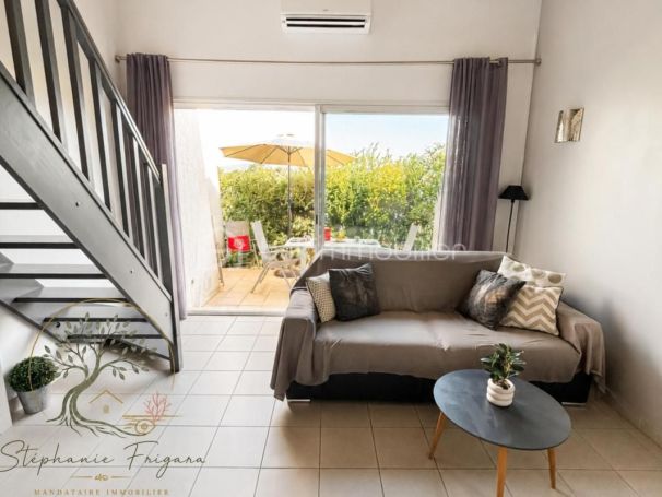 A louer APPARTEMENT DUPLEX T2 25 M2 TERRASSE BORD DE MER GROSSETO PRUGNA