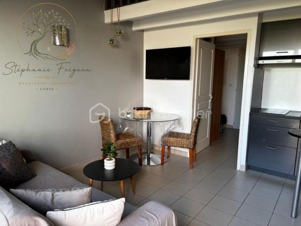 A louer APPARTEMENT DUPLEX T2 25 M2 TERRASSE BORD DE MER GROSSETO PRUGNA