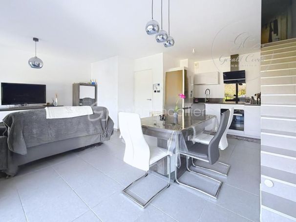 A louer APPARTEMENT DUPLEX T4 82 M2 TERRASSE  AURIBEAU SUR SIAGNE