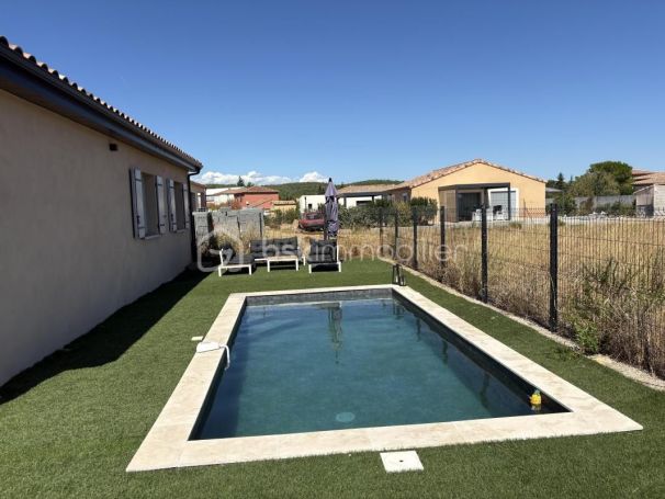 A louer MAISON  4 PIECES 105 M2  ROUBIA