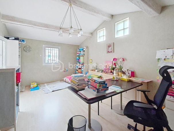 A louer APPARTEMENT T7 120 M2 TERRASSE BORD DE MER LA SEYNE SUR MER