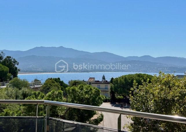 A louer APPARTEMENT T3 70 M2 TERRASSE VUE MER AJACCIO