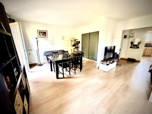 A louer APPARTEMENT T4 81 M2 TERRASSE  BRIGNOLES
